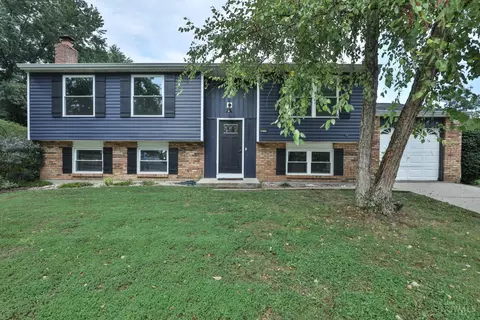 4634 Locust Grove Ct, Batavia, OH 45103