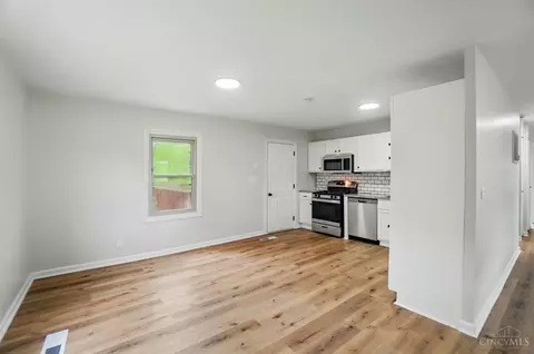 Other - 9530 Crestbrook Dr, Cincinnati, OH 45231 photo 2 of 9