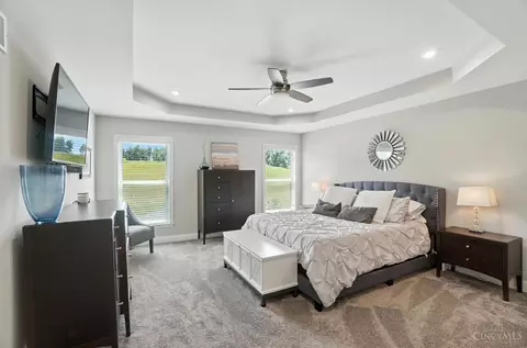 Bedroom - 2803 Buckridge Dr, Cincinnati, OH 45233 photo 1 of 9