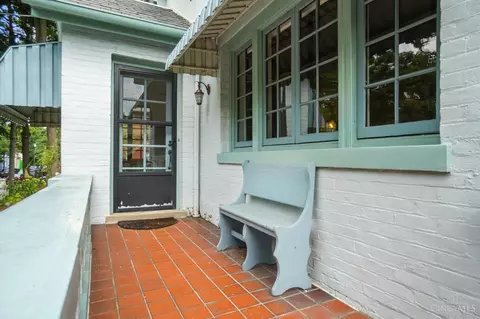 Exterior - 3132 Bishop St, Cincinnati, OH 45220 photo 3 of 15