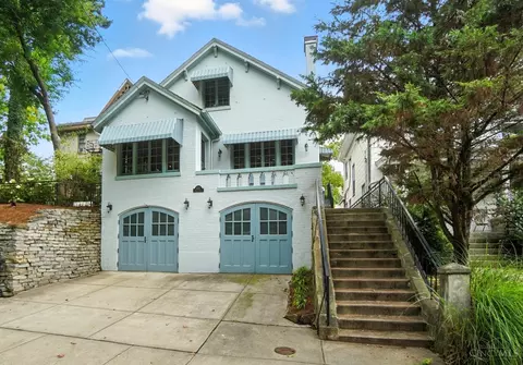 3132 Bishop St, Cincinnati, OH 45220