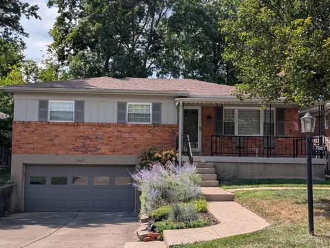 7687 Spirea Dr, Cincinnati, OH 45236