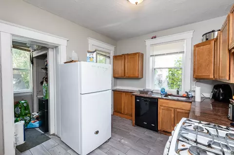 208 Bosley St, Cincinnati, OH 45219 photo 8