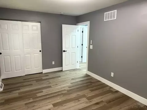 Bedroom - 1762 Lockbourne Dr, Cincinnati, OH 45240 photo 2 of 6