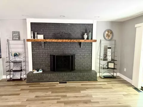 Living - 1762 Lockbourne Dr, Cincinnati, OH 45240 photo 2 of 2