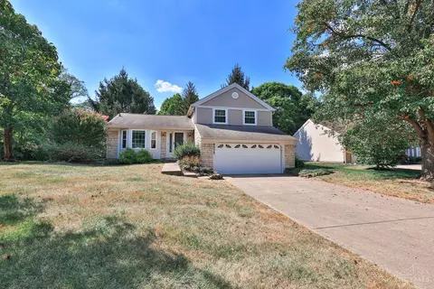 9575 Fox Run Dr, Mason, OH 45040