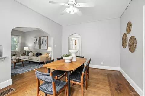 Dining - 4402 Simpson Ave, Cincinnati, OH 45227 photo 4 of 4