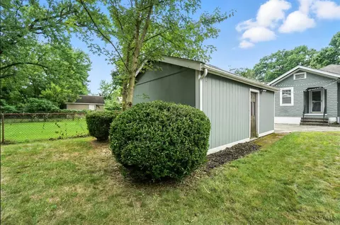 Exterior - 4402 Simpson Ave, Cincinnati, OH 45227 photo 17 of 18