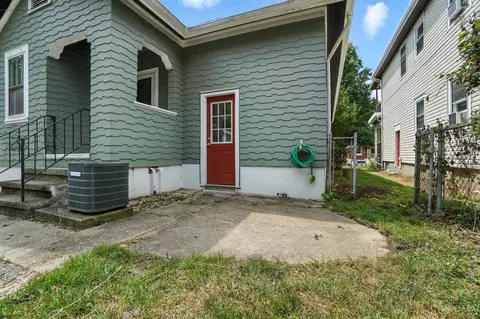 Exterior - 4402 Simpson Ave, Cincinnati, OH 45227 photo 13 of 18