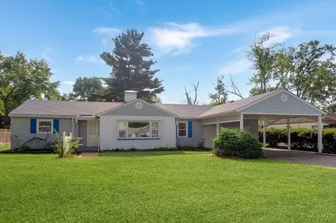 213 Kenec Dr, Middletown, OH 45042