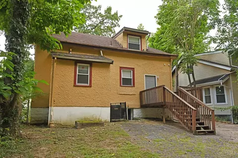 Exterior - 1126 Cedar Ave, Cincinnati, OH 45224 photo 9 of 10
