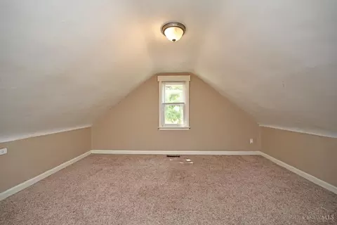 Bedroom - 1126 Cedar Ave, Cincinnati, OH 45224 photo 3 of 7