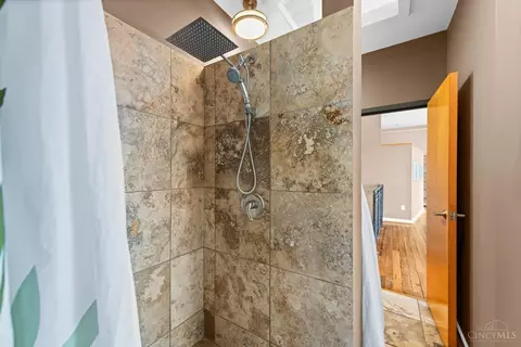 1232 Vine St, Cincinnati, OH 45202 photo 24
