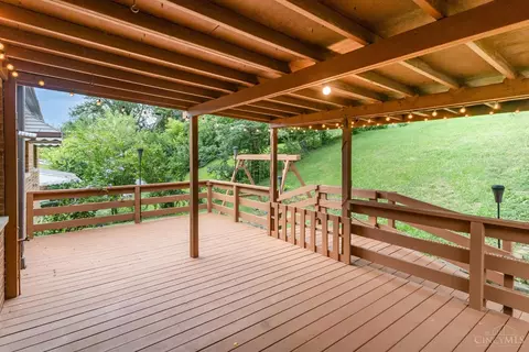 Exterior - 4445 Delhi Rd, Cincinnati, OH 45238 photo 3 of 4