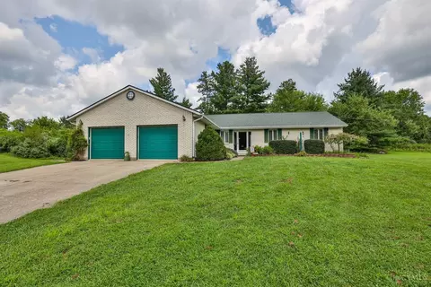 3220 California Rd, Okeana, OH 45053