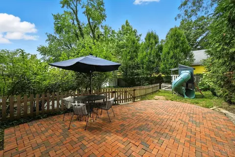 Exterior - 3306 Lambert Pl, Cincinnati, OH 45208 photo 8 of 10