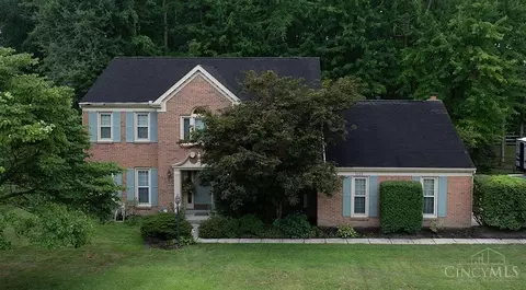 1151 Hunters Run Dr, Amelia, OH 45102