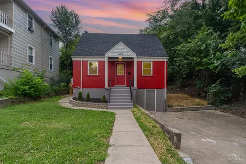 802 Woodlawn Ave, Cincinnati, OH 45205