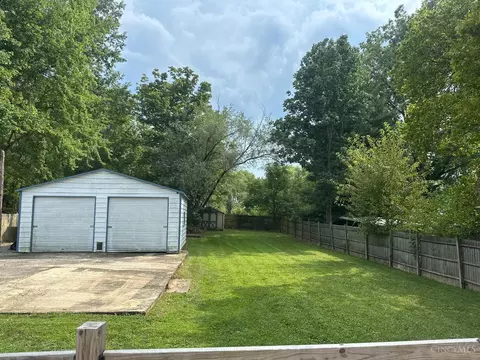 Exterior - 527 Aldor Ln, Cincinnati, OH 45255 photo 7 of 7