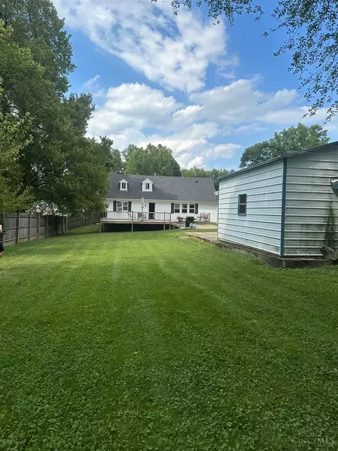Exterior - 527 Aldor Ln, Cincinnati, OH 45255 photo 5 of 7