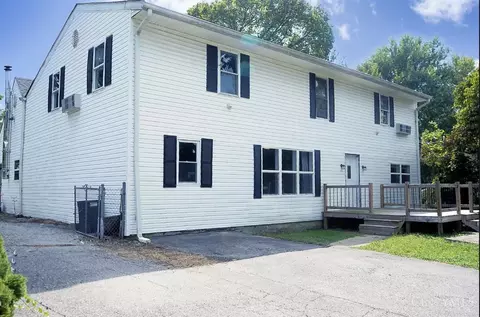 Exterior - 527 Aldor Ln, Cincinnati, OH 45255 photo 2 of 7