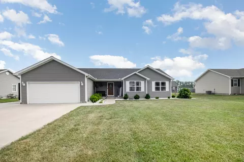 143 Willow Run Rd, Mount Orab, OH 45154