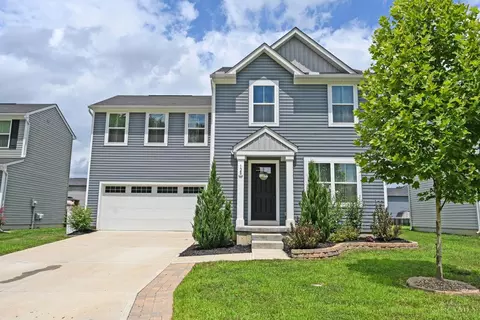 128 Crossing Circle Ct, New Richmond, OH 45157