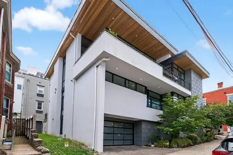 Exterior - 981 Hatch St, Cincinnati, OH 45202 photo 3 of 16