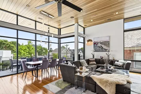 Living - 981 Hatch St, Cincinnati, OH 45202 photo 6 of 11