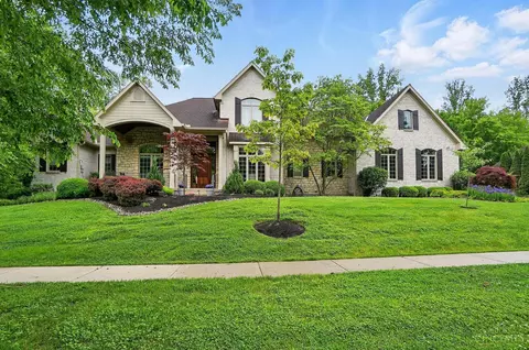 5720 Grand Legacy Dr, Hamilton Township, OH 45039