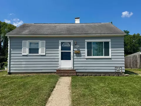239 Circle Dr, West Carrollton, OH 45449