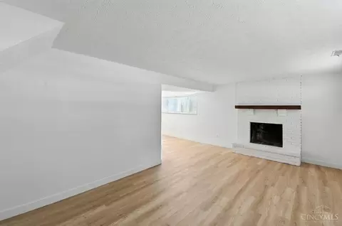 Living - 4787 Timberknoll Rd, Cincinnati, OH 45244 photo 4 of 9
