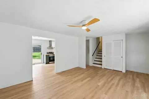 Living - 4787 Timberknoll Rd, Cincinnati, OH 45244 photo 6 of 9