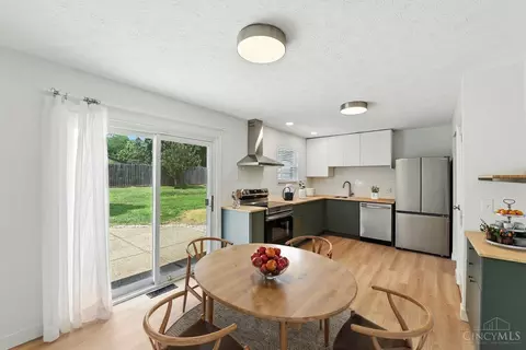 Kitchen - 4787 Timberknoll Rd, Cincinnati, OH 45244 photo 5 of 5