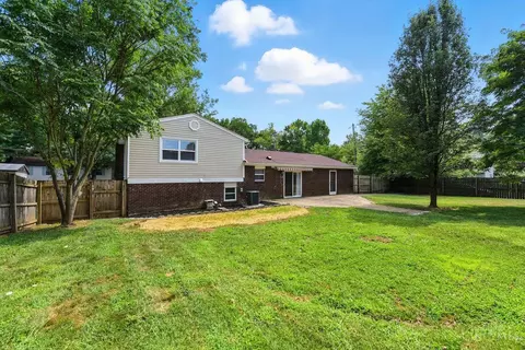 Exterior - 4787 Timberknoll Rd, Cincinnati, OH 45244 photo 3 of 5