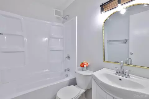 1427 Regent Ave, Cincinnati, OH 45237 photo 18