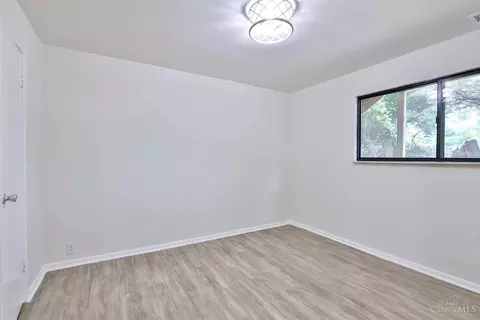 1427 Regent Ave, Cincinnati, OH 45237 photo 17