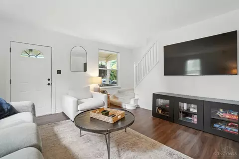 Living - 2244 Suffolk St, Cincinnati, OH 45230 photo 1 of 1