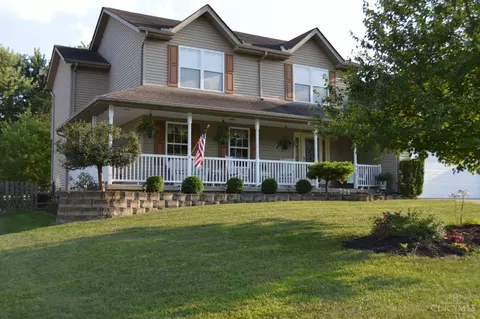 6961 Maple Crest Ct, Hamilton, OH 45011
