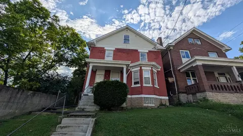 1011 Purcell Ave, Cincinnati, OH 45205
