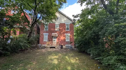 Exterior - 1011 Purcell Ave, Cincinnati, OH 45205 photo 4 of 5