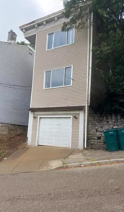 2101 Ohio Ave, Cincinnati, OH 45202