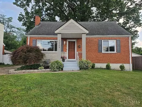 10509 Thornview Dr, Sharonville, OH 45241