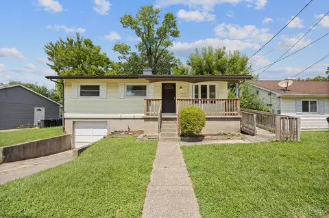 4012 Fawnhill Ln, Cincinnati, OH 45205