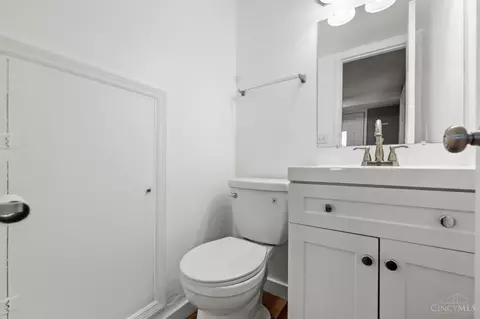 Bath - 994 Harrogate Ct, Forest Park, OH 45240 photo 1 of 2