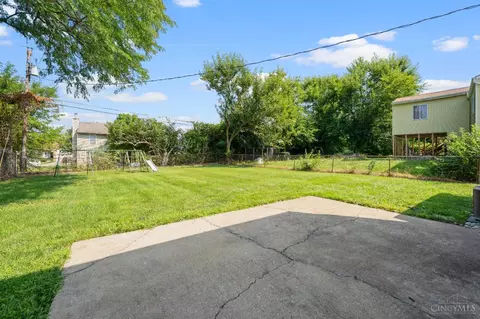 Exterior - 994 Harrogate Ct, Forest Park, OH 45240 photo 3 of 5