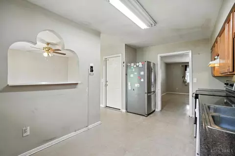 Kitchen - 2378 Bluelark Dr, Cincinnati, OH 45231 photo 3 of 3