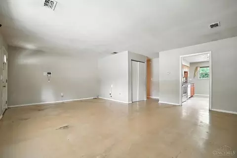 Living - 2378 Bluelark Dr, Cincinnati, OH 45231 photo 2 of 4