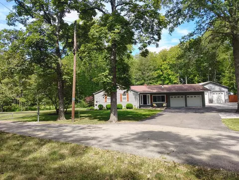 3958 Cain Run Rd, Batavia, OH 45103