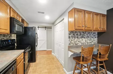 Kitchen - 3958 Cain Run Rd, Batavia, OH 45103 photo 5 of 5